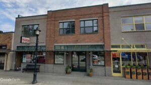 Books & Bottles Plans to Debut in Snoqualmie